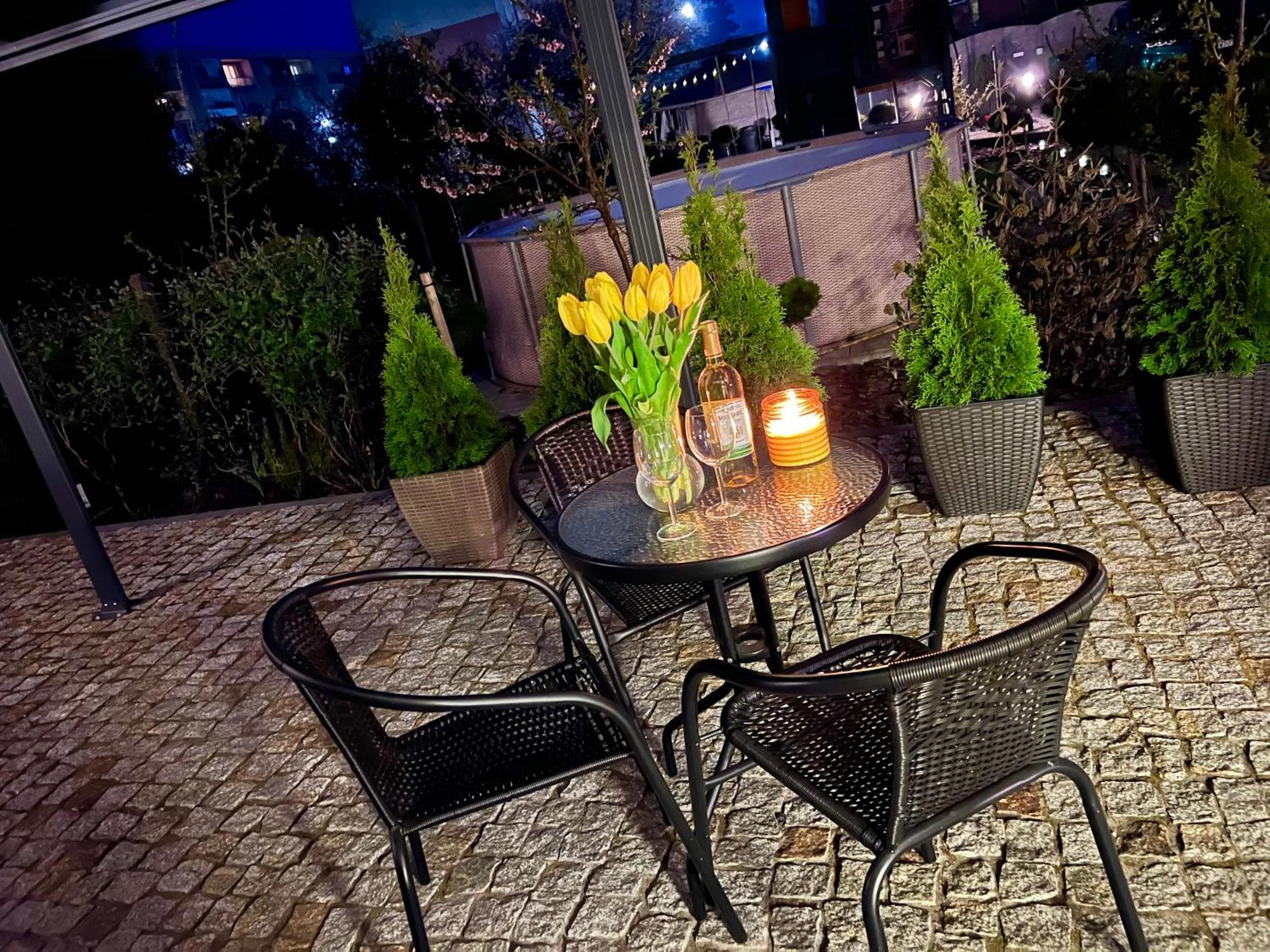 North Nest Luxury Suites Гданьск Экстерьер фото